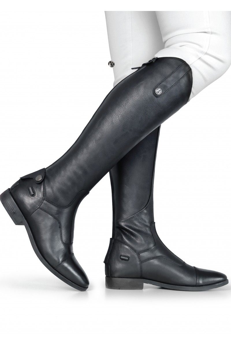 laced riding boots